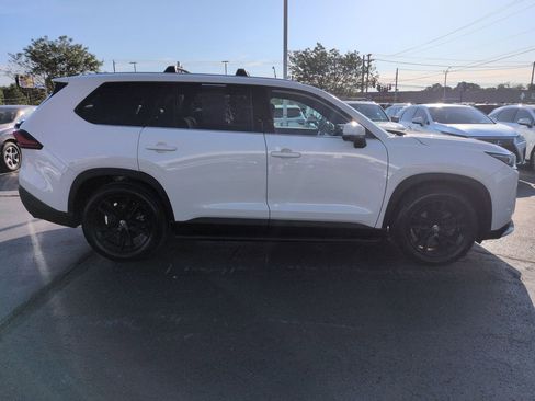 Certified 2024 Toyota Grand Highlander AWD Hybrid image 6