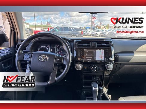 Used 2024 Toyota 4Runner TRD Off-Road Premium image 41