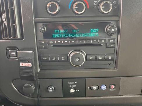 Used 2021 Chevrolet Express 3500 w/ Power Convenience Package RWD image 11