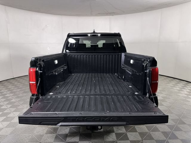 Used 2025 Toyota Tacoma SR5 RWD image 27