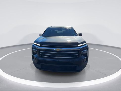 New 2026 Chevrolet Traverse LT image 3