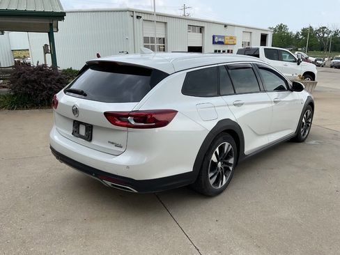 Used 2019 Buick Regal Essence w/ Driver Confidence Package I AWD/4WD image 9