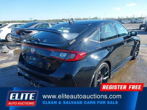 Used 2025 Honda Civic Type R image 8