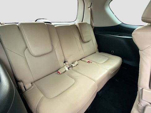 Used 2022 Nissan Armada SL image 30