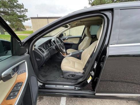 Used 2017 Volvo XC60 T6 Inscription w/ Climate Package AWD/4WD image 21