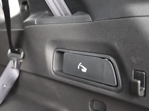 Used 2025 Mitsubishi Outlander SE AWD/4WD image 22