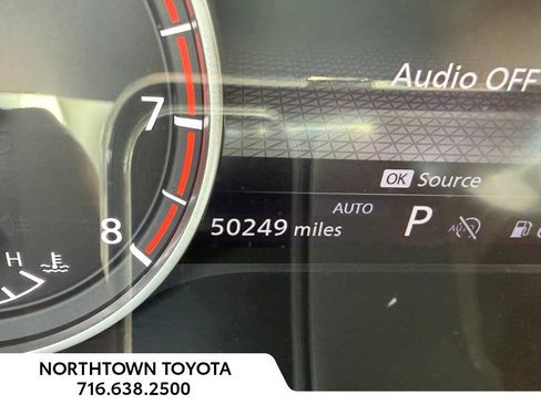Used 2024 Nissan Rogue SV AWD/4WD image 25