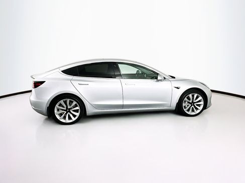 Used 2018 Tesla Model 3 Long Range image 10