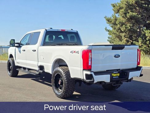 Used 2024 Ford F350 XLT AWD/4WD image 4