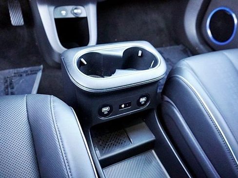 Certified 2024 Hyundai Ioniq 5 Limited RWD image 33