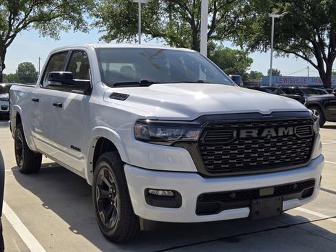 Used 2025 RAM 1500 Lone Star AWD/4WD image 1