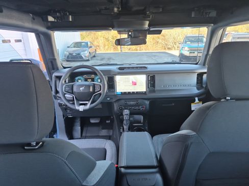 New 2025 Ford Bronco Base w/ Sasquatch Package image 16