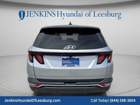 Certified 2024 Hyundai Tucson SE FWD image 6