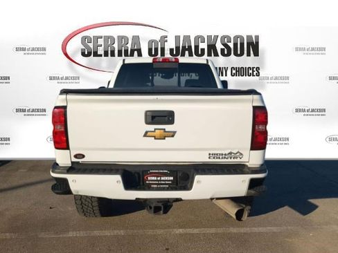 Used 2019 Chevrolet Silverado 2500 High Country w/ Duramax Plus Package image 7