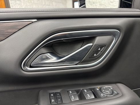 Used 2023 Chevrolet Tahoe Z71 w/ Luxury Package image 43