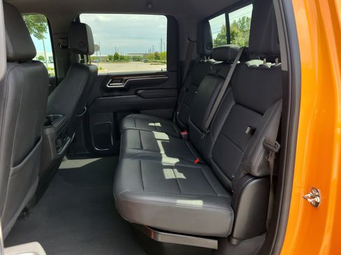 Used 2025 Chevrolet Silverado 2500 LT w/ Trail Boss Package AWD/4WD image 16