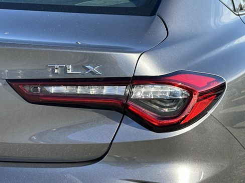 Certified 2025 Acura TLX w/ Technology Package image 11