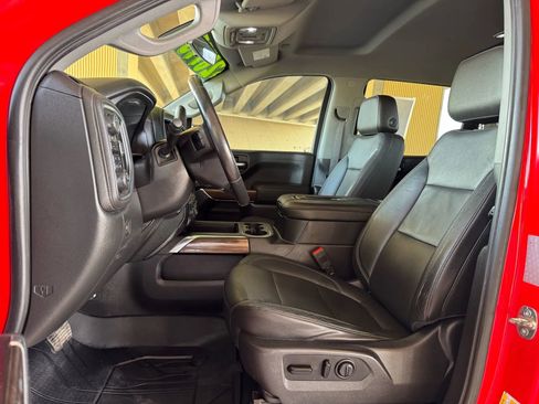 Used 2019 Chevrolet Silverado 1500 LT Trail Boss image 14