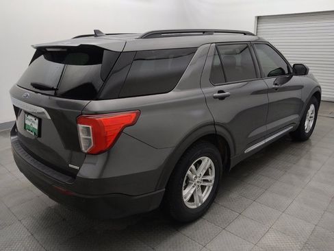 Used 2020 Ford Explorer XLT RWD image 9
