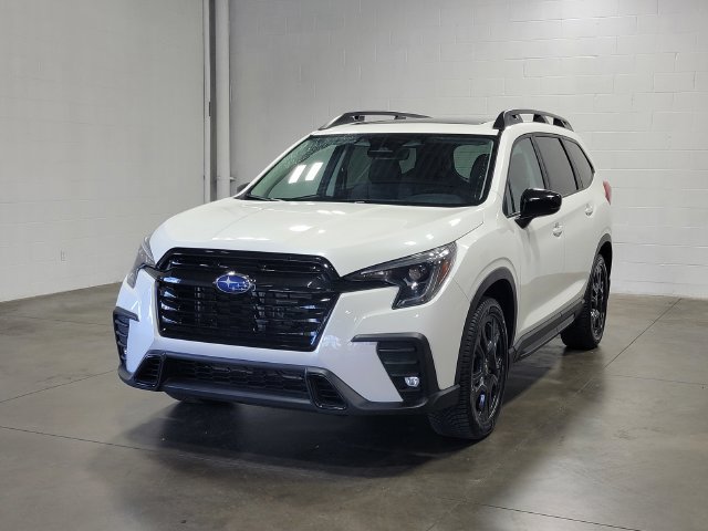 Used 2024 Subaru Ascent Onyx Edition AWD/4WD image 2