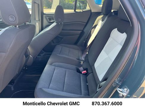 New 2026 Chevrolet Trax LS w/ LS Convenience Package FWD image 25
