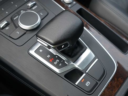 Used 2018 Audi Q5 2.0T Premium AWD/4WD image 13
