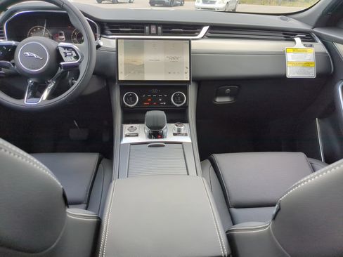 New 2026 Jaguar F-PACE R-Dynamic S image 16