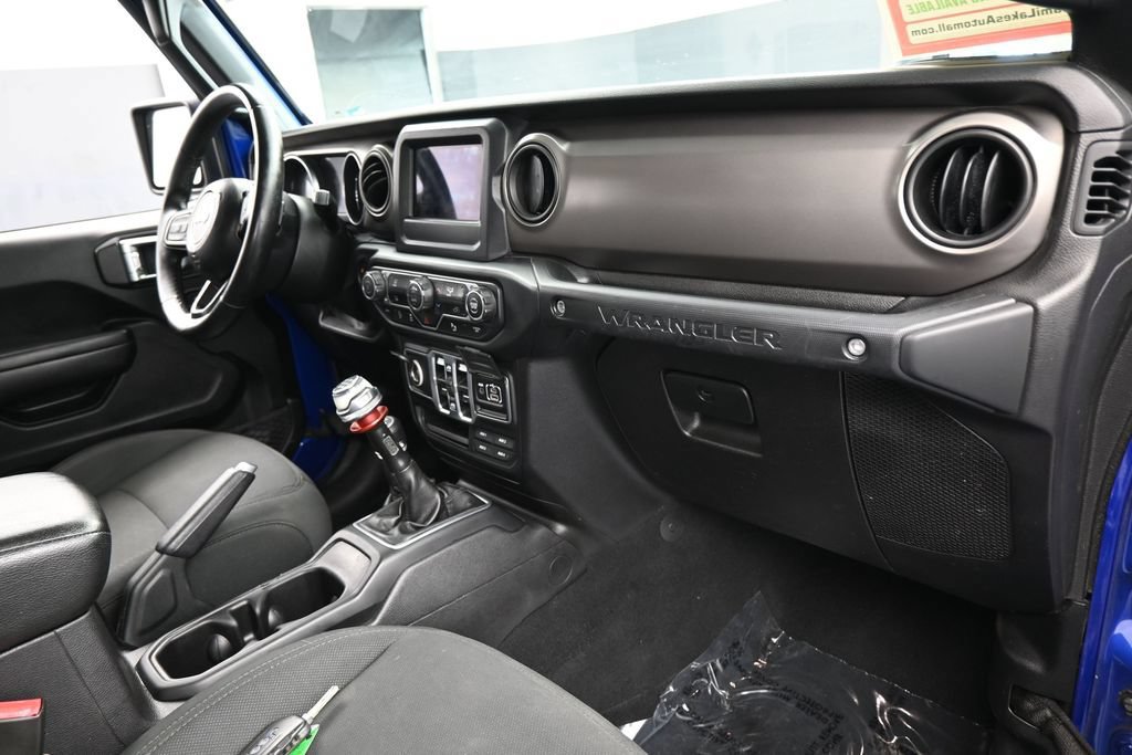 Used 2018 Jeep Wrangler Unlimited Sport S AWD/4WD image 43