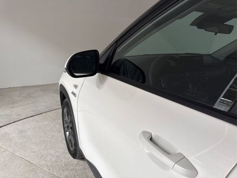 Used 2023 Kia Seltos LX image 31