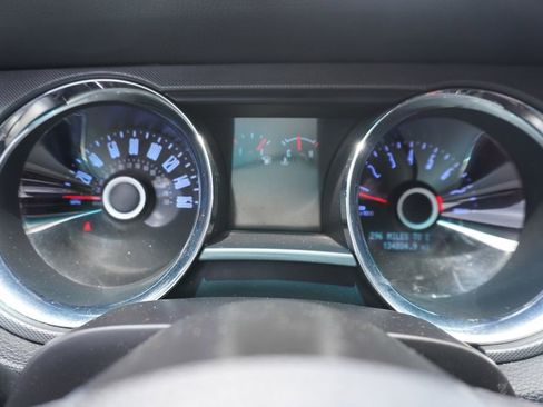 Used 2014 Ford Mustang Coupe RWD image 10