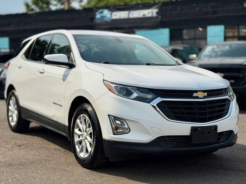 Used 2019 Chevrolet Equinox LT FWD image 1