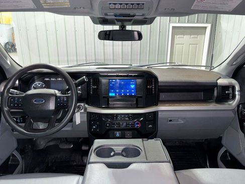 Used 2023 Ford F250 XL w/ XL Chrome Package AWD/4WD image 17