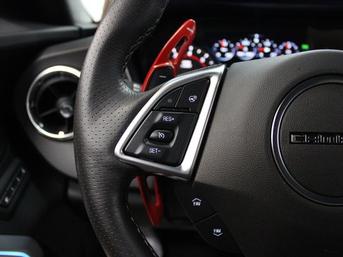 Used 2017 Chevrolet Camaro SS image 37