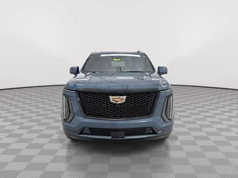 Used 2025 Cadillac Escalade Sport Platinum AWD/4WD image 3