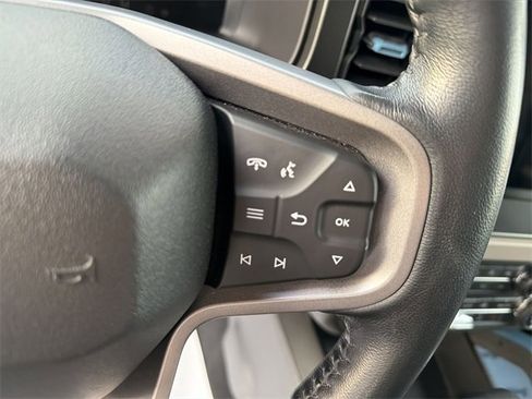 Used 2023 Ford Bronco Wildtrak image 18