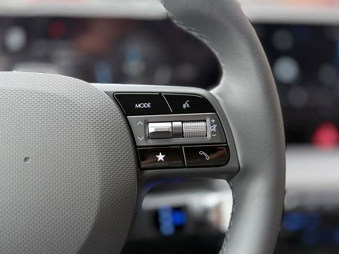 New 2026 Hyundai Ioniq 5 SEL image 12