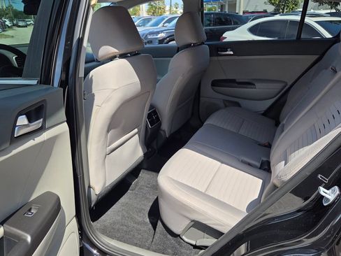 Used 2019 Kia Sportage LX w/ LX Popular Package FWD image 11