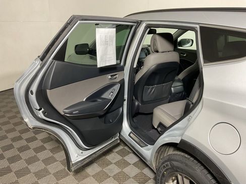 Used 2018 Hyundai Santa Fe Sport w/ 2.4L Tech Package 04 AWD/4WD image 34