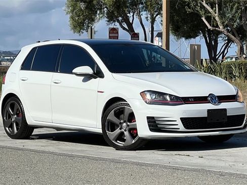 Used 2015 Volkswagen GTI Autobahn image 2