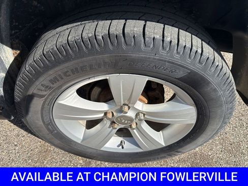 Used 2014 Jeep Patriot Latitude AWD/4WD image 10