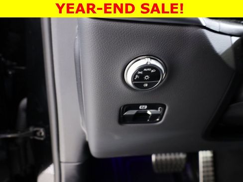 Used 2025 Mercedes-Benz GLC 300 4MATIC image 15