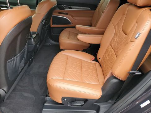 Used 2025 Kia Telluride SX Prestige X-Line AWD/4WD image 22