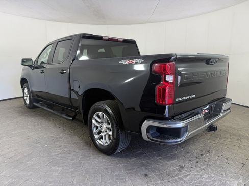 Used 2024 Chevrolet Silverado 1500 LT AWD/4WD image 6