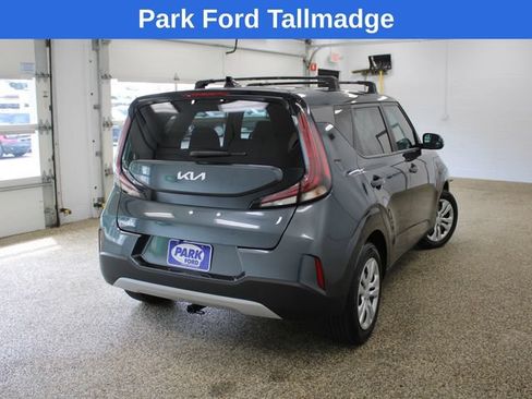 Used 2023 Kia Soul LX FWD image 6
