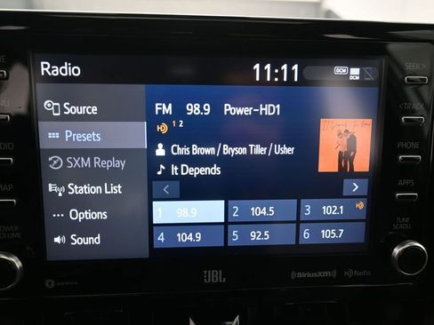 Used 2022 Toyota Corolla Cross XLE w/ Convenience Package image 14