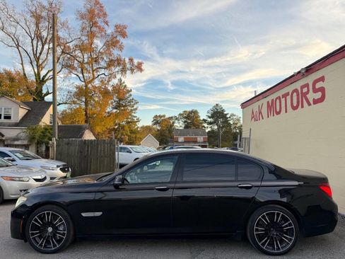 Used 2014 BMW 750Li xDrive image 4