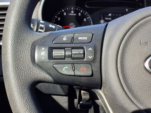 Used 2017 Kia Sorento AWD image 22