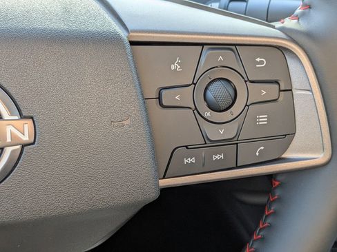 New 2026 Nissan Sentra SR w/ Floor Mat Package FWD image 25