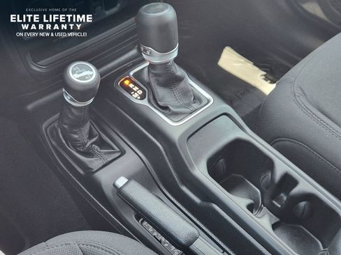 Used 2021 Jeep Wrangler Unlimited Sport AWD/4WD image 20
