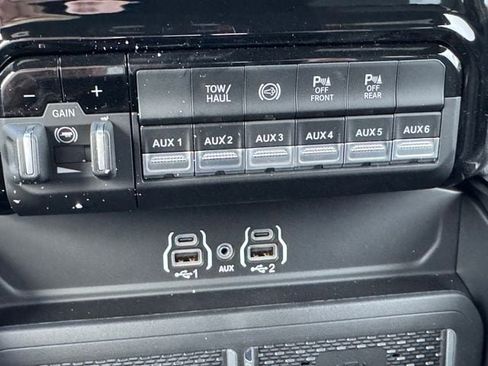 New 2026 RAM 2500 Big Horn AWD/4WD image 41